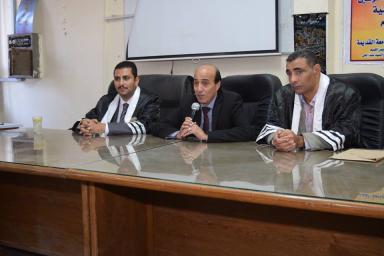بالصور حفل تكريم الطلبة الأوائل بقسم الدراسات اليونانية اللاتينية