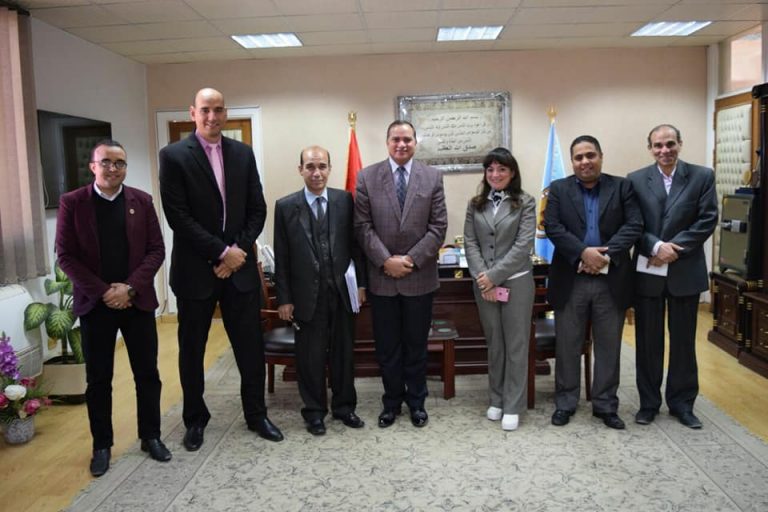 جامعة سوهاج توقع بروتوكول تعاون مع الشركة العربية لتكنولوجيا المعلومات