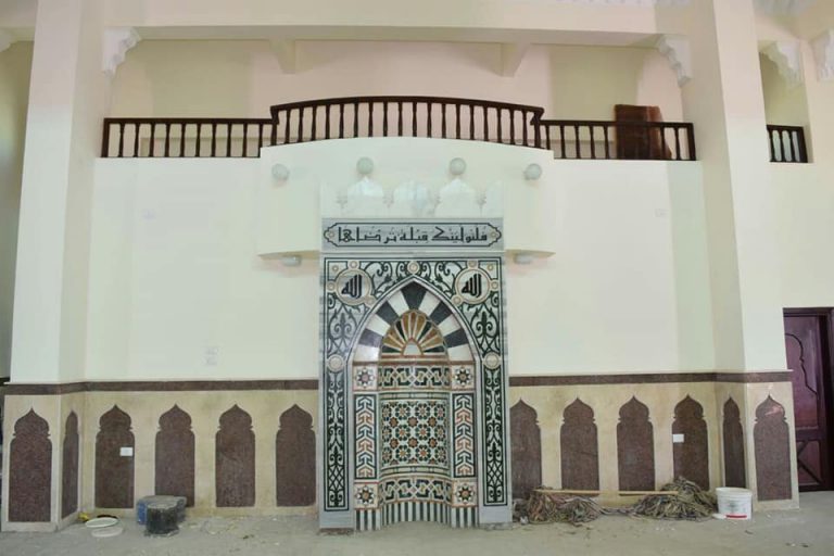 مسجد جامعة سوهاج الجديدة أوشك علي الانتهاء
