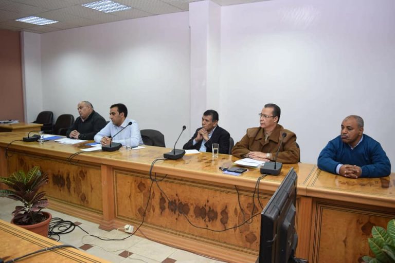 لجنة الاعداد ليوم العلم الأول بجامعة سوهاج تضع أسس التكريم.