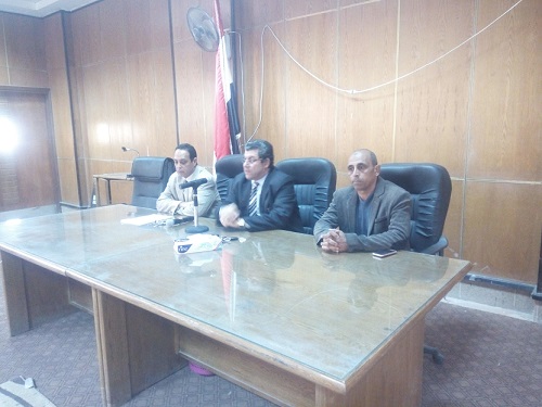 بالصور… اجتماع أ.د/ عميد الكلية بأعضاء هيئة التدريس