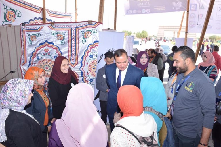 بمشاركة ٢٥ جمعية ومؤسسة خيرية… انطلاق مبادرة “تشبيك” للعمل التطوعي بجامعة سوهاج