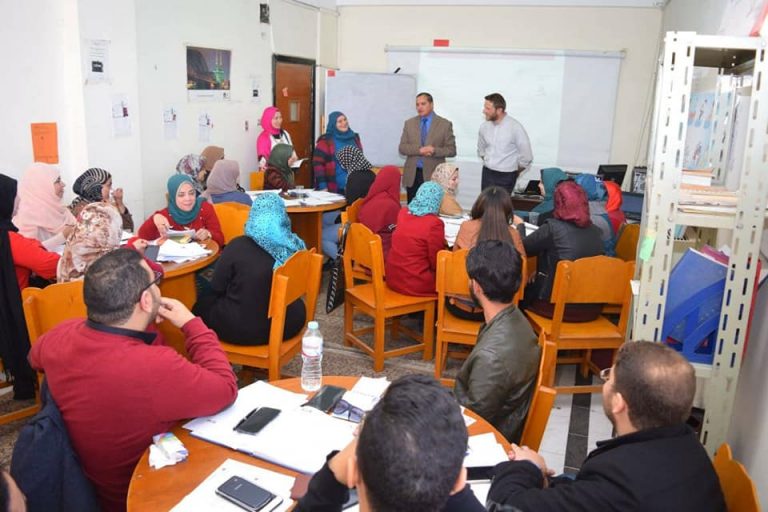 ورشة عمل تعريفية بامتحان اللغة الإنجليزية ielts بجامعة سوهاج