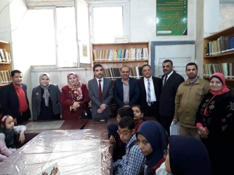 آداب سوهاج تدرب المؤهلين لمسابقة تحدى القراءة العربى بدولة الإمارات المتحدة.