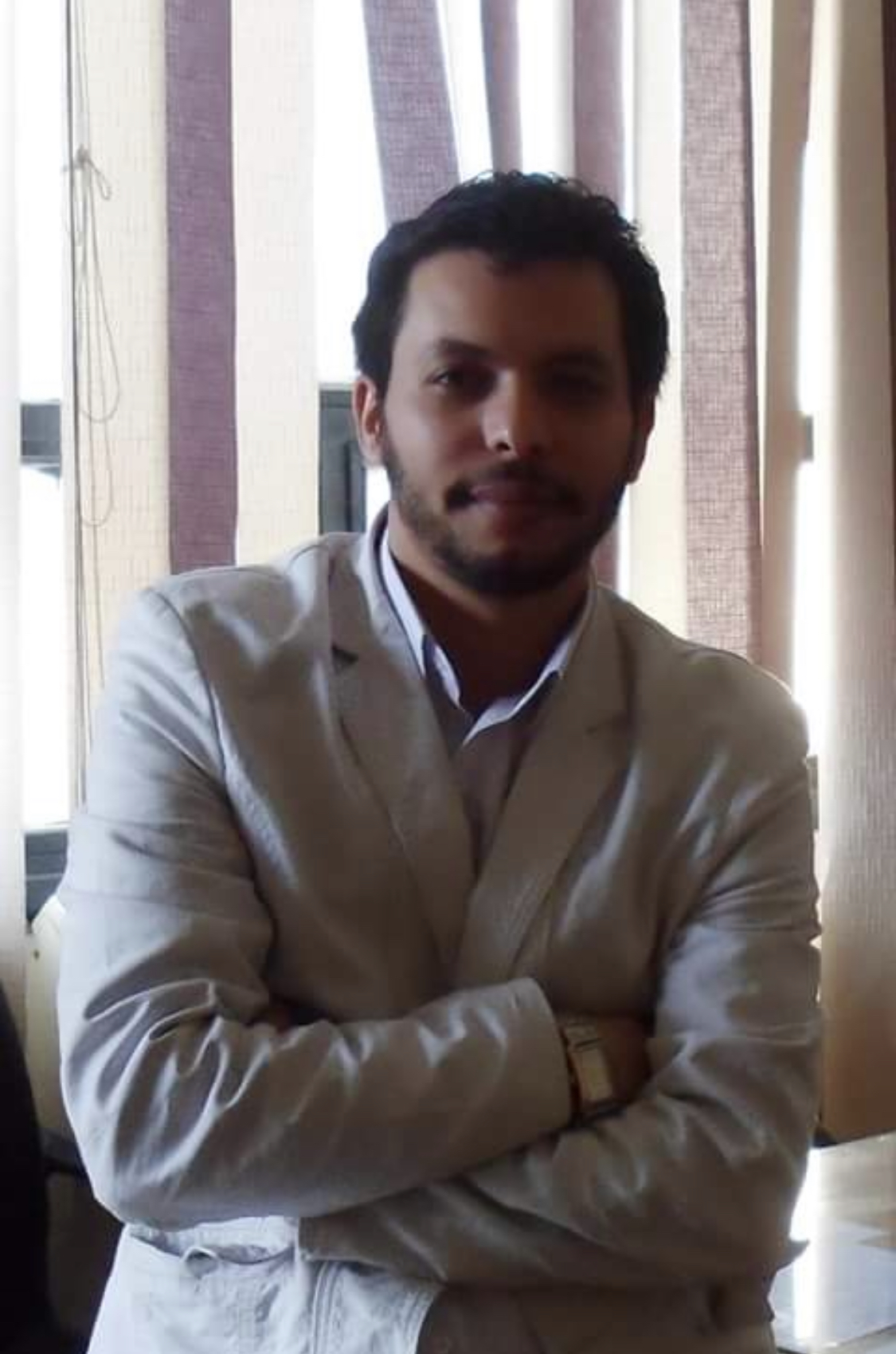أ.م د / عمر جمال محمد اسم المقرر: تاريخ الأيوبيين والمماليك الفرقة الرابعة قسم التاريخ كلية الآداب والتربية