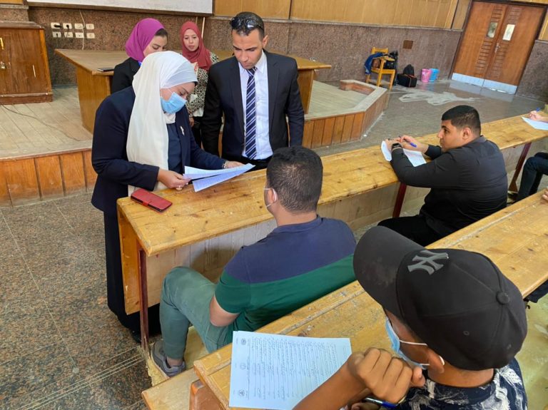 بدء اختبارات القبول التحريرية للطلاب الجدد بـ”إعلام سوهاج”