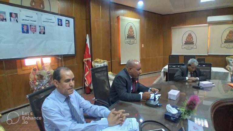 خلال اجتماعه الدوري  بمايو : مجلس الكلية يوصي بالموافقة علي تفعيل اللائحة الموحدة للبرامج الجديدة