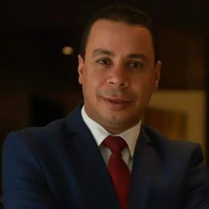 أ/ صفوت عمران - رئيس شؤون السياسة بجريدة الجمهورية